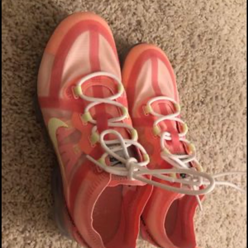 Women’s Air Max Nike Shoes